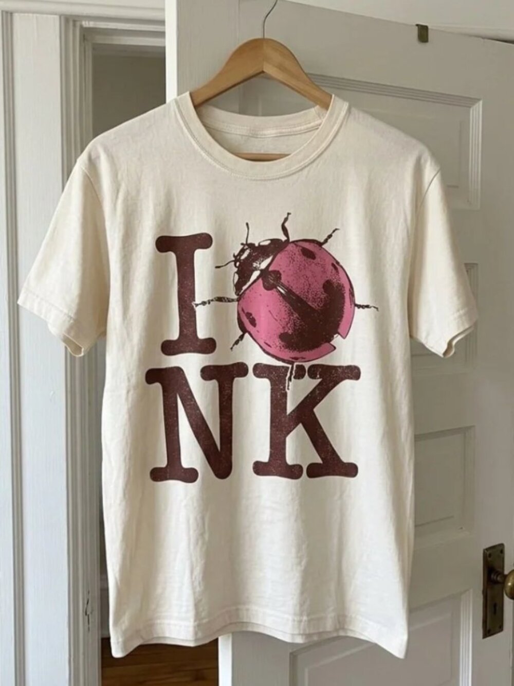 Noah Kahan The Great Divide I Love NK Ladybug off white Tee